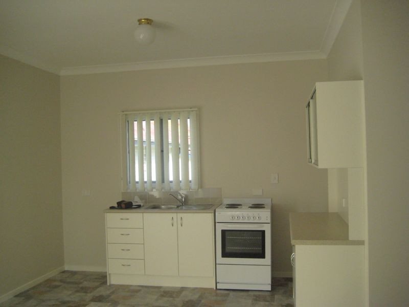 2/69 Elmes, Rocklea QLD 4106