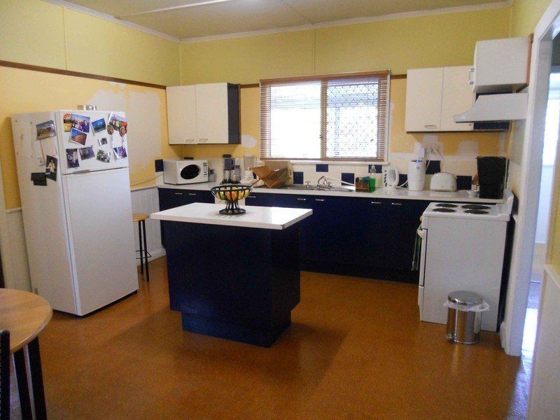 15 Clare Rd, Rocklea QLD 4106