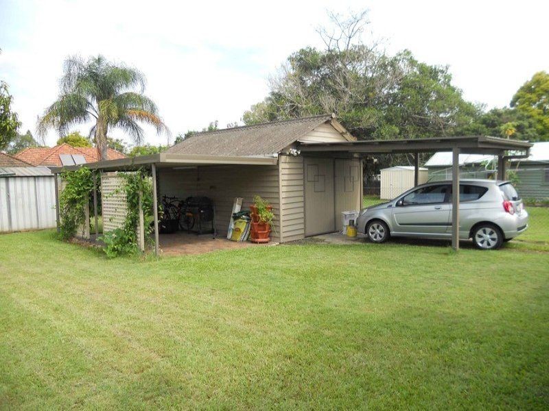 15 Clare Rd, Rocklea QLD 4106