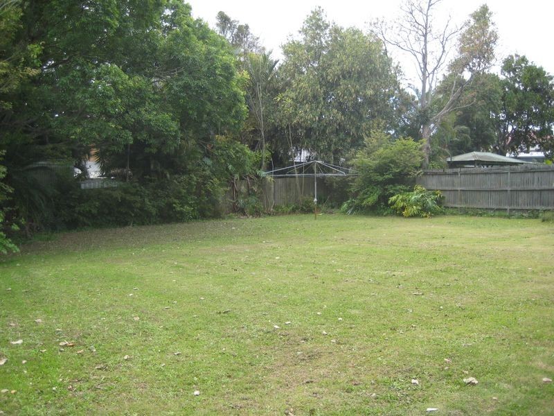 16A Cricket St, Coopers Plains QLD 4108