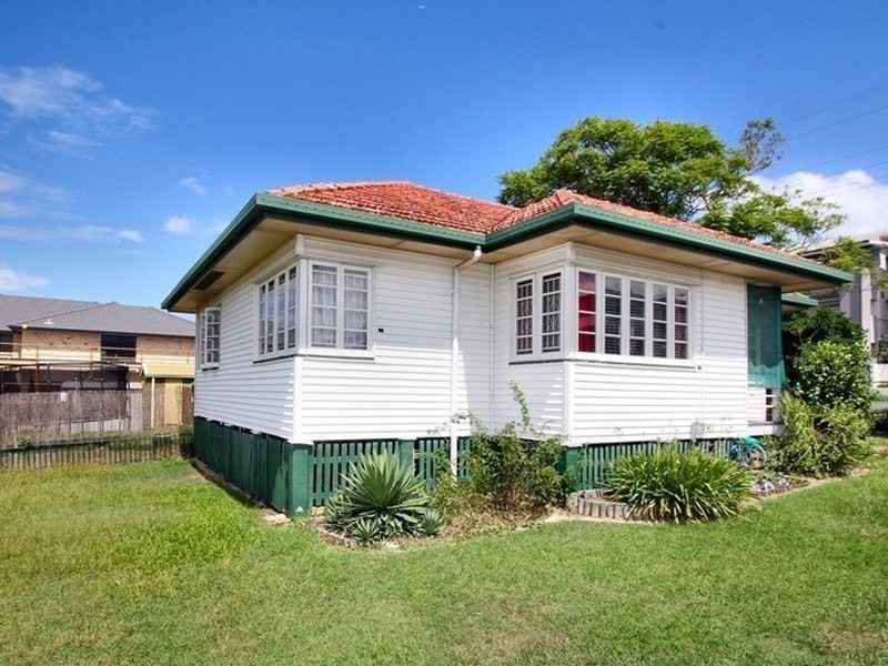 1084 Boundary Rd, Coopers Plains QLD 4108