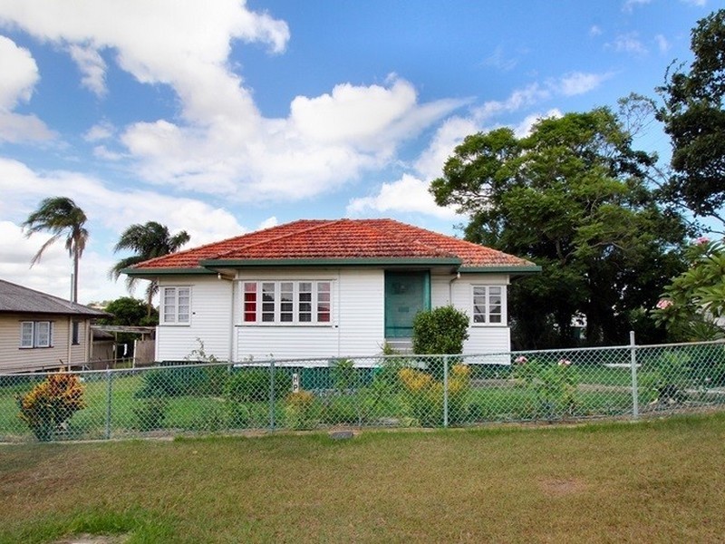 1084 Boundary Rd, Coopers Plains QLD 4108