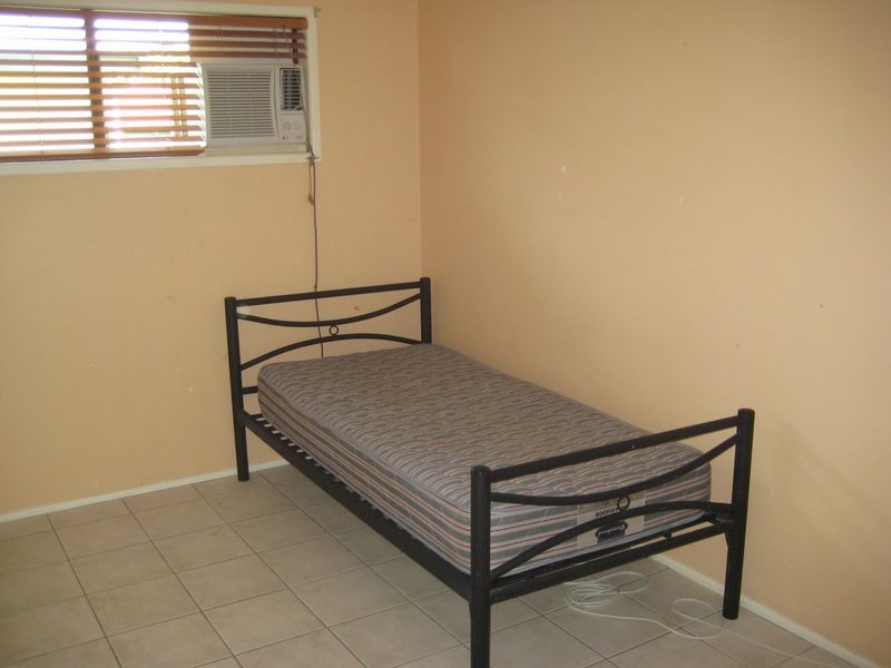 Room 3/43 Harlen Road, Salisbury QLD 4107