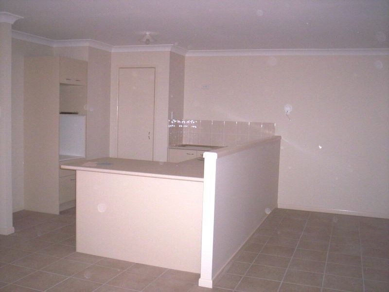 102 Orange Grove Rd, Coopers Plains QLD 4108