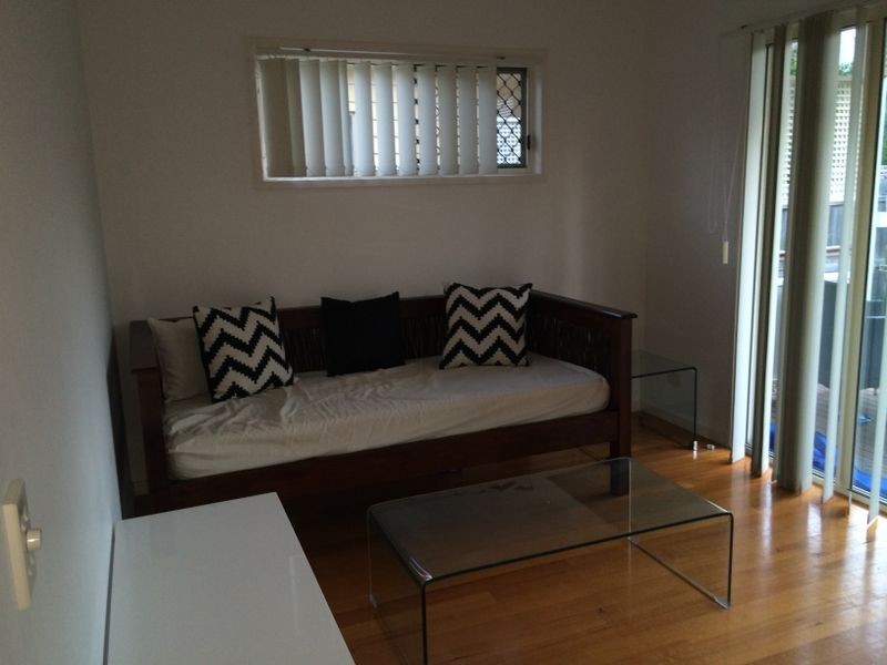 87 Laura Street, Tarragindi QLD 4121