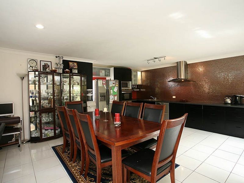 20 Cowper Place, Coopers Plains QLD 4108