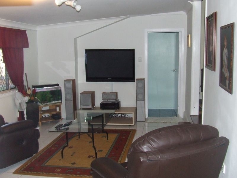 73 Longden Street, Coopers Plains QLD 4108