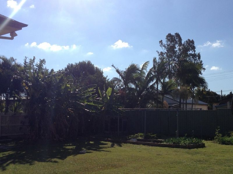 77 Dartmouth St, Coopers Plains QLD 4108