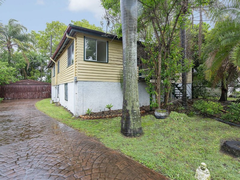 16 Evenwood Street, Coopers Plains QLD 4108