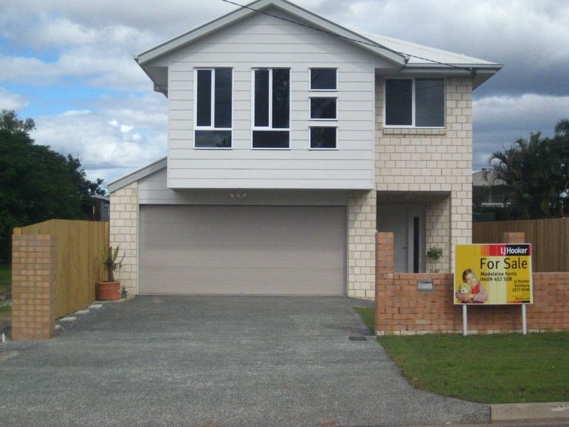 10 St. Clements Rd, Oxley QLD 4075