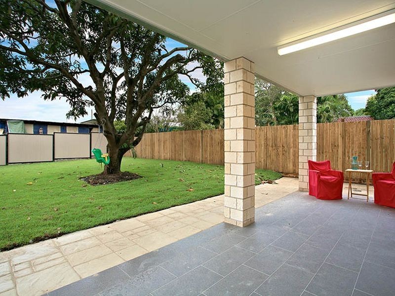 10 St. Clements Rd, Oxley QLD 4075