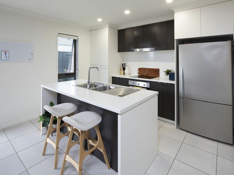 212/25 Farinazzo Street, Richlands QLD 4077