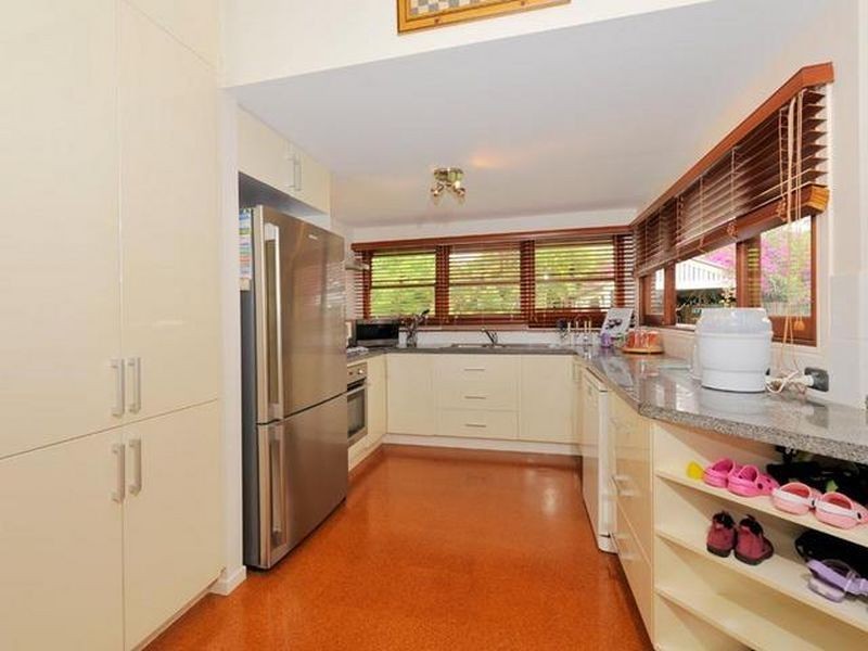 57 Thomas St, Sherwood QLD 4075