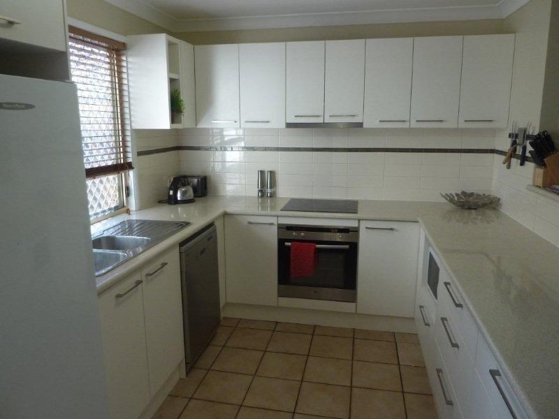 33 Ferguson Pl, Coopers Plains QLD 4108