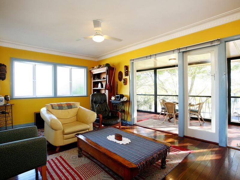 36 Chalfont St, Salisbury QLD 4107