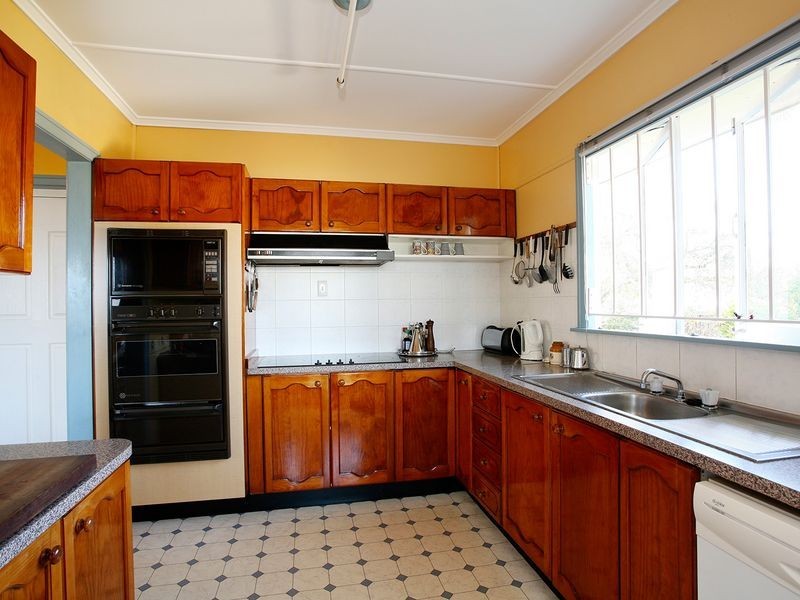 36 Chalfont St, Salisbury QLD 4107