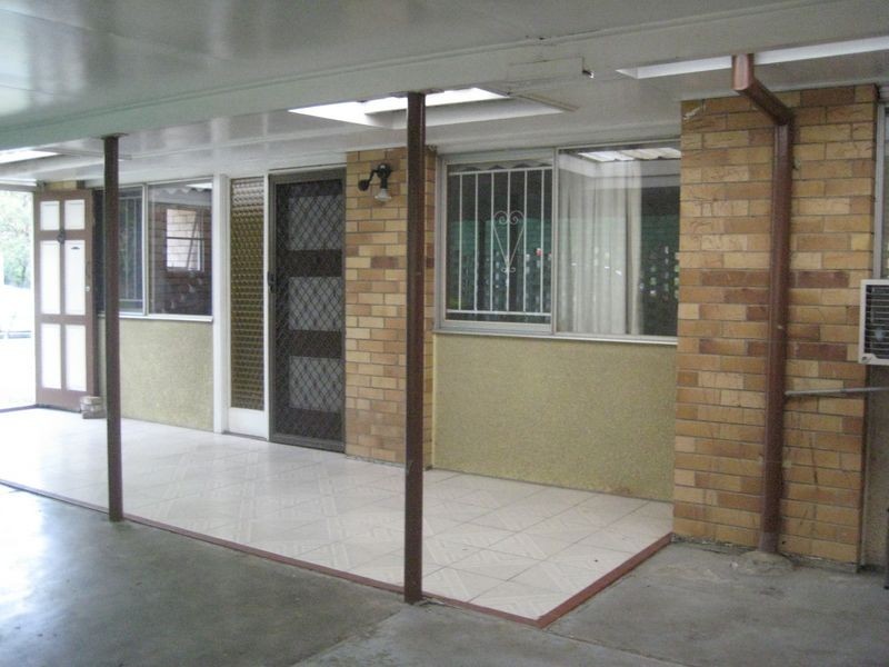 25 Benaud St, Macgregor QLD 4109