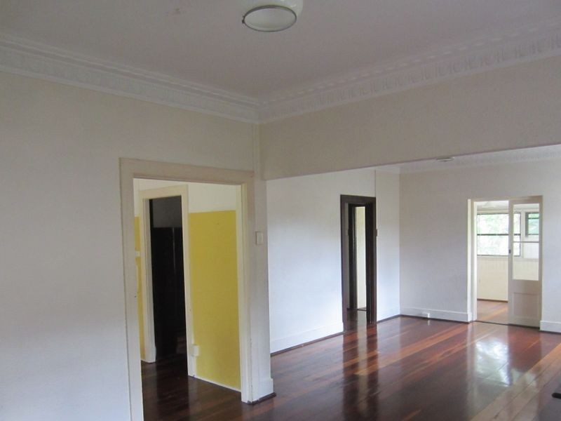 8 Olivia Ave, Salisbury QLD 4107