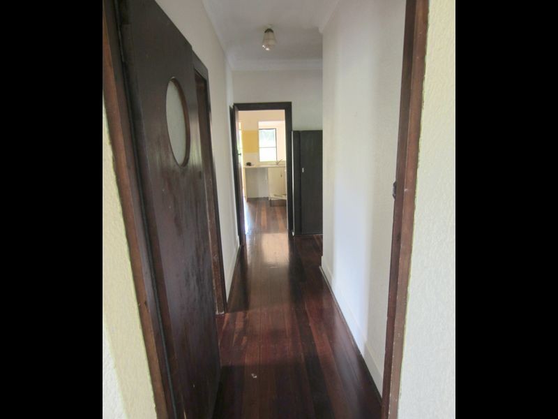 8 Olivia Ave, Salisbury QLD 4107