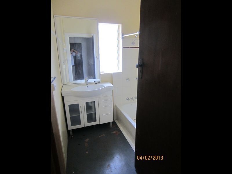 8 Olivia Ave, Salisbury QLD 4107