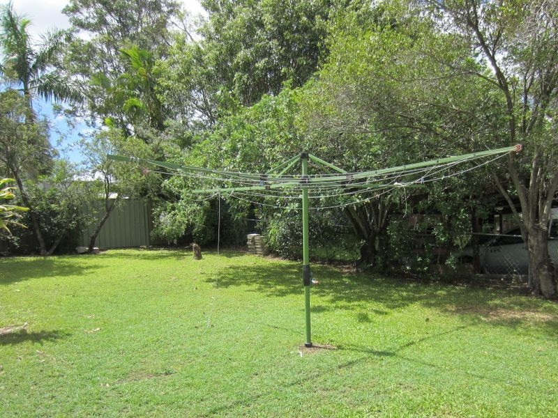 8 Olivia Ave, Salisbury QLD 4107