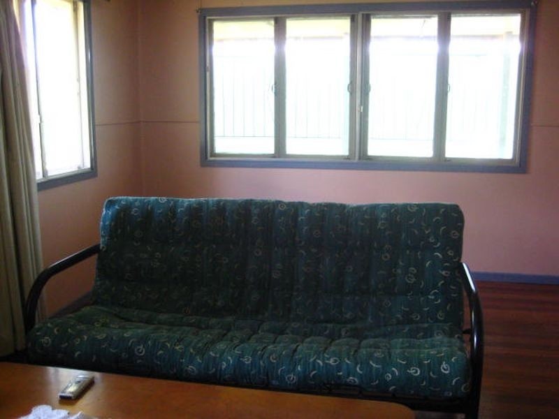 6 Kessels Rd, Salisbury QLD 4107