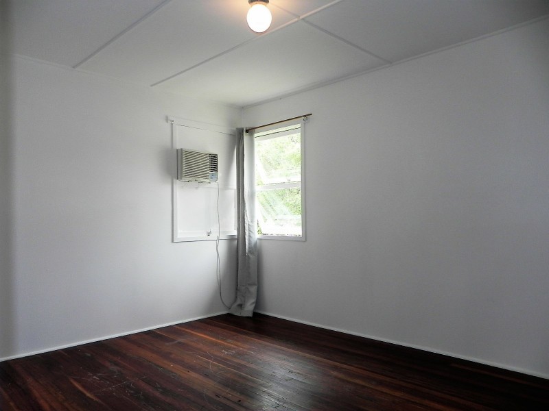 10 Evenwood Street, Coopers Plains QLD 4108