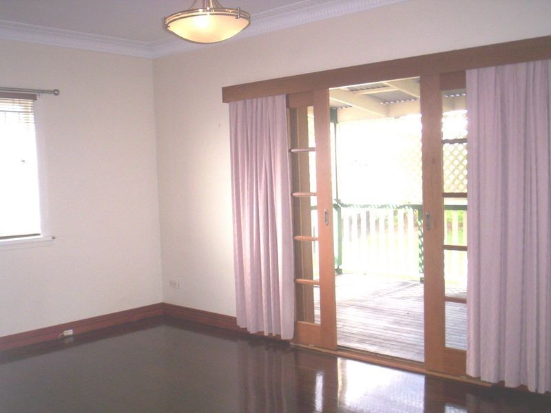 53 Mathilda St, Moorooka QLD 4105
