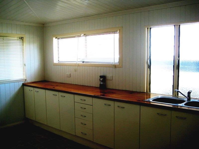 28 Golda Ave, Salisbury QLD 4107