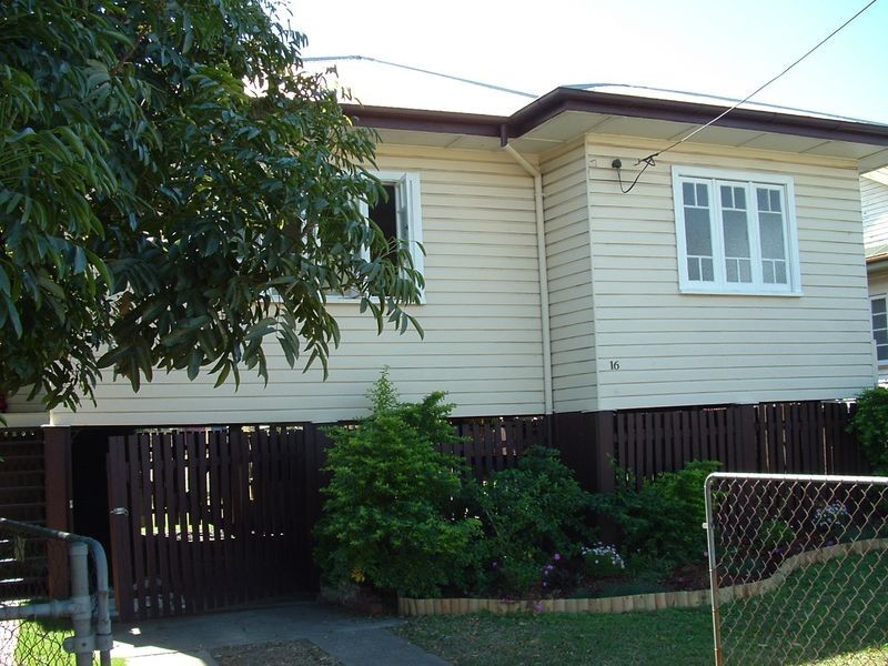 16 Elmes Road, Rocklea QLD 4106