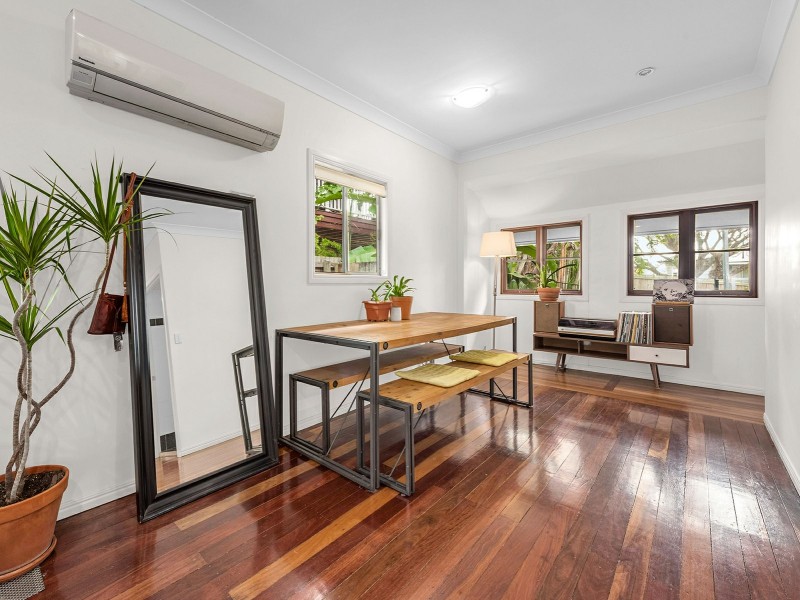 22 Pallaranda Street, Tarragindi QLD 4121