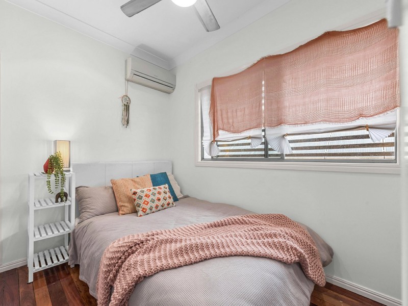 22 Pallaranda Street, Tarragindi QLD 4121