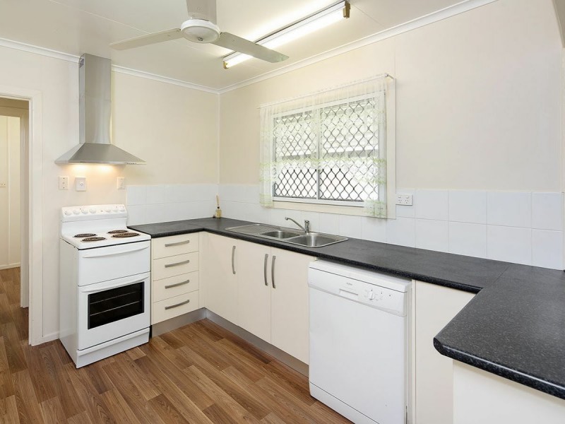 15 Barham Street, Coopers Plains QLD 4108