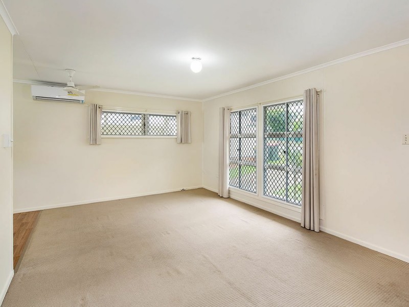 15 Barham Street, Coopers Plains QLD 4108