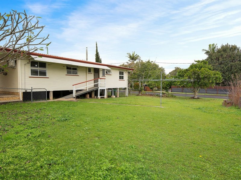 15 Barham Street, Coopers Plains QLD 4108