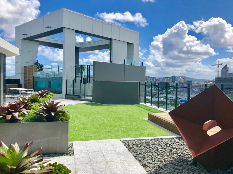 211/1 Deshon Street, Woolloongabba QLD 4102