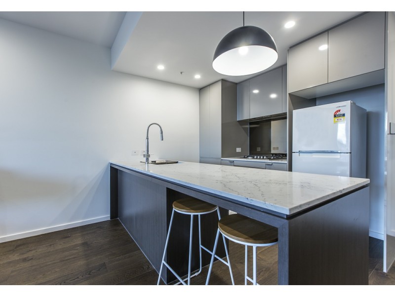 211/1 Deshon Street, Woolloongabba QLD 4102