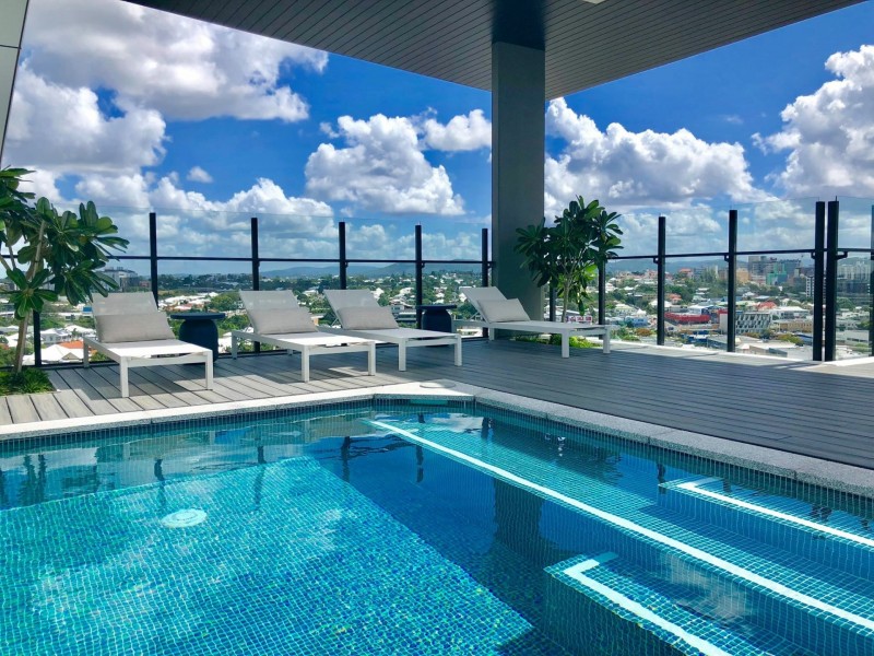 211/1 Deshon Street, Woolloongabba QLD 4102