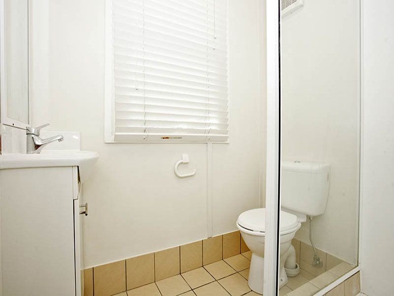 31 Keeling St, Coopers Plains QLD 4108