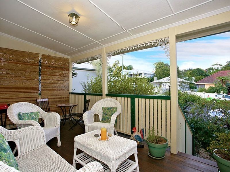 27 Frederick St, Annerley QLD 4103