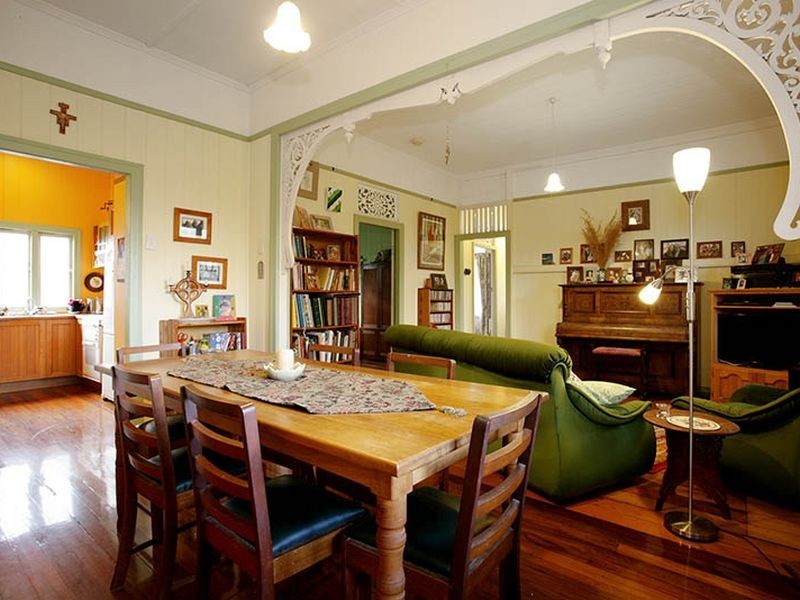 27 Frederick St, Annerley QLD 4103