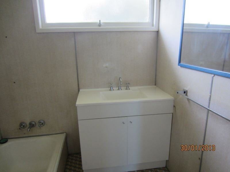 7 Middle St, Coopers Plains QLD 4108