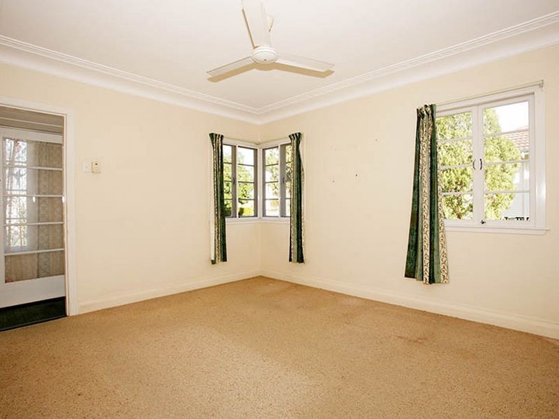 18 Meynell St, Salisbury QLD 4107