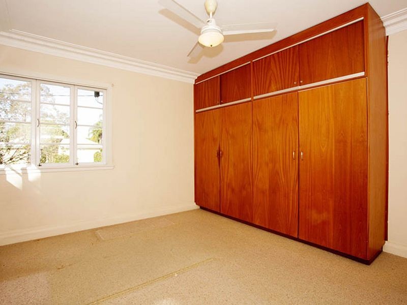 18 Meynell St, Salisbury QLD 4107