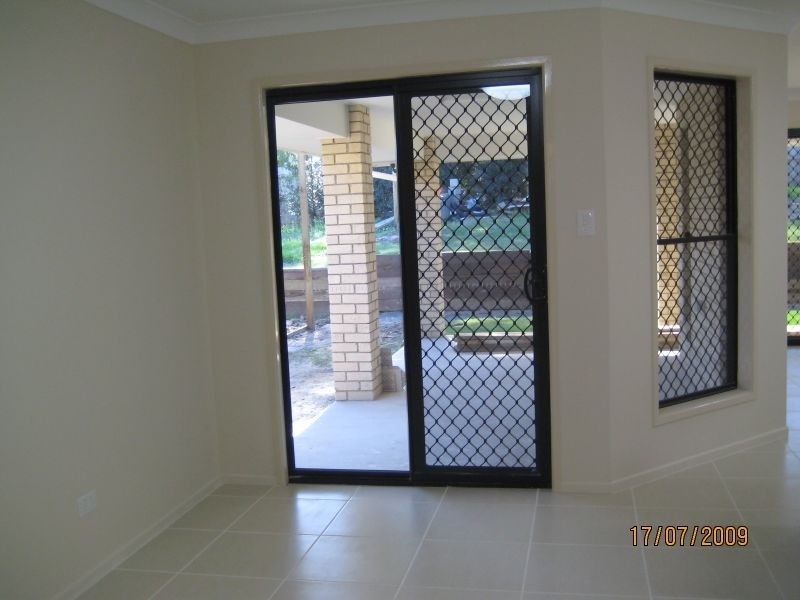 18 Golda Ave, Salisbury QLD 4107