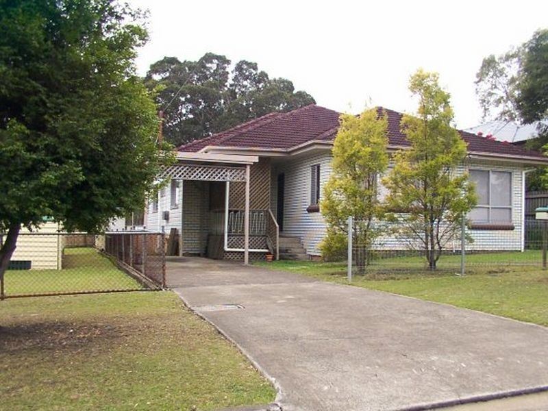 21 Rookwood Ave, Coopers Plains QLD 4108