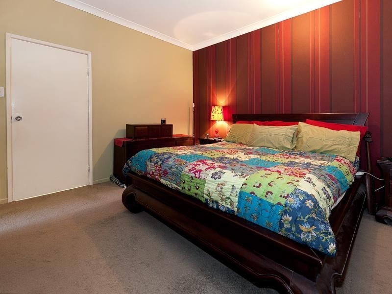 21 Rookwood Ave, Coopers Plains QLD 4108