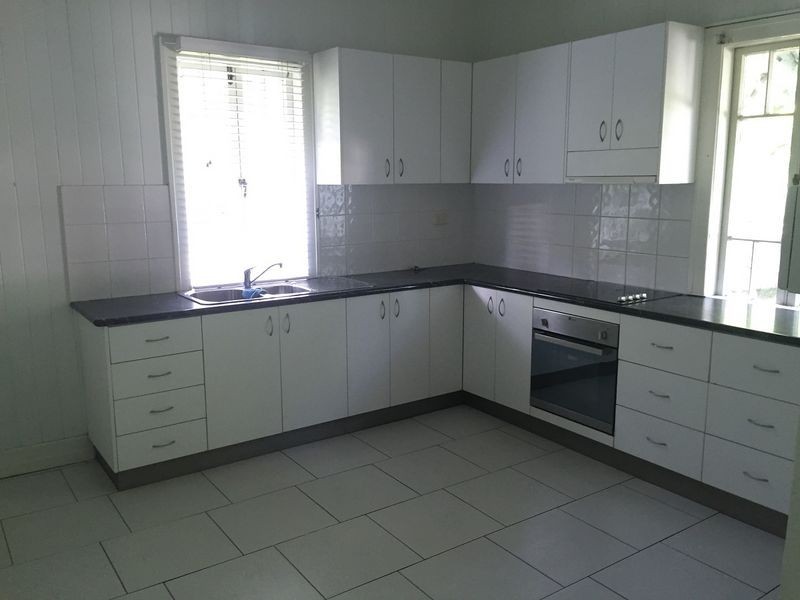 54 Beaudesert Road, Moorooka QLD 4105