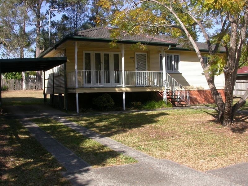 7 Middle St, Coopers Plains QLD 4108