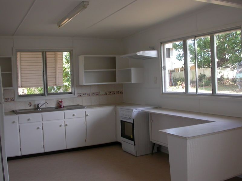 15 Courtland St, Salisbury QLD 4107